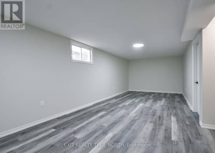 426 Sunnidale Road — photo 23 of 29