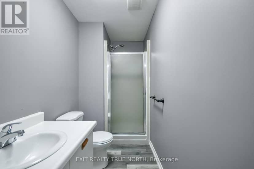 426 Sunnidale Road — photo 26 of 29