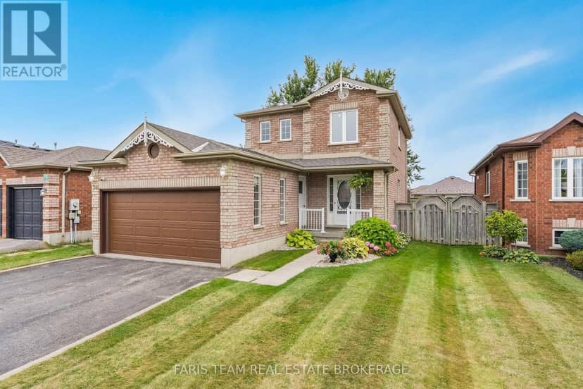 36 Red Oak Drive — photo 3 of 27