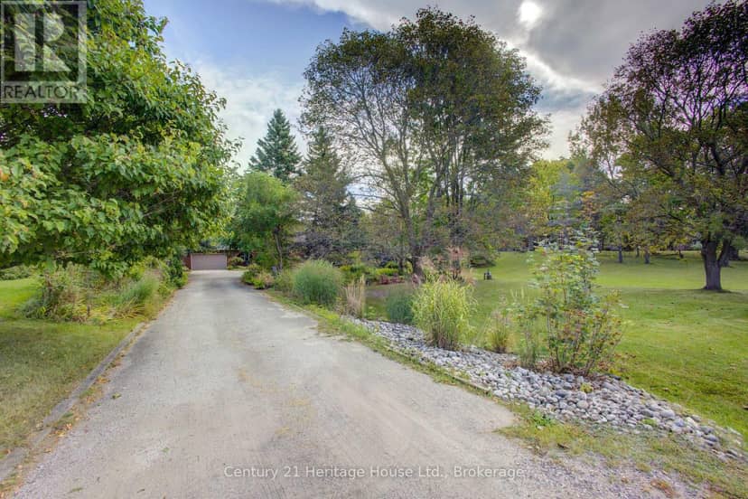 313207 Highway 6 — photo 3 of 40