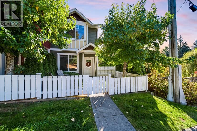 102 6057 Doumont Rd, Nanaimo