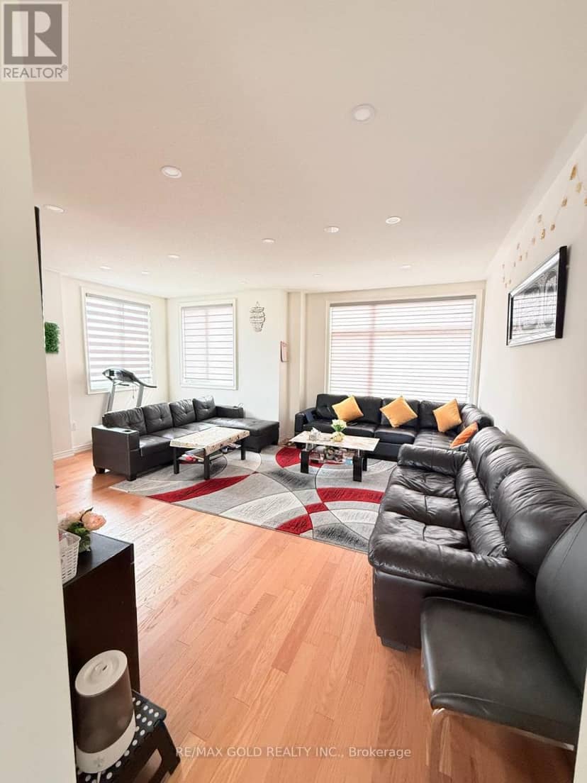 43 Queenpost Drive — photo 31 of 40