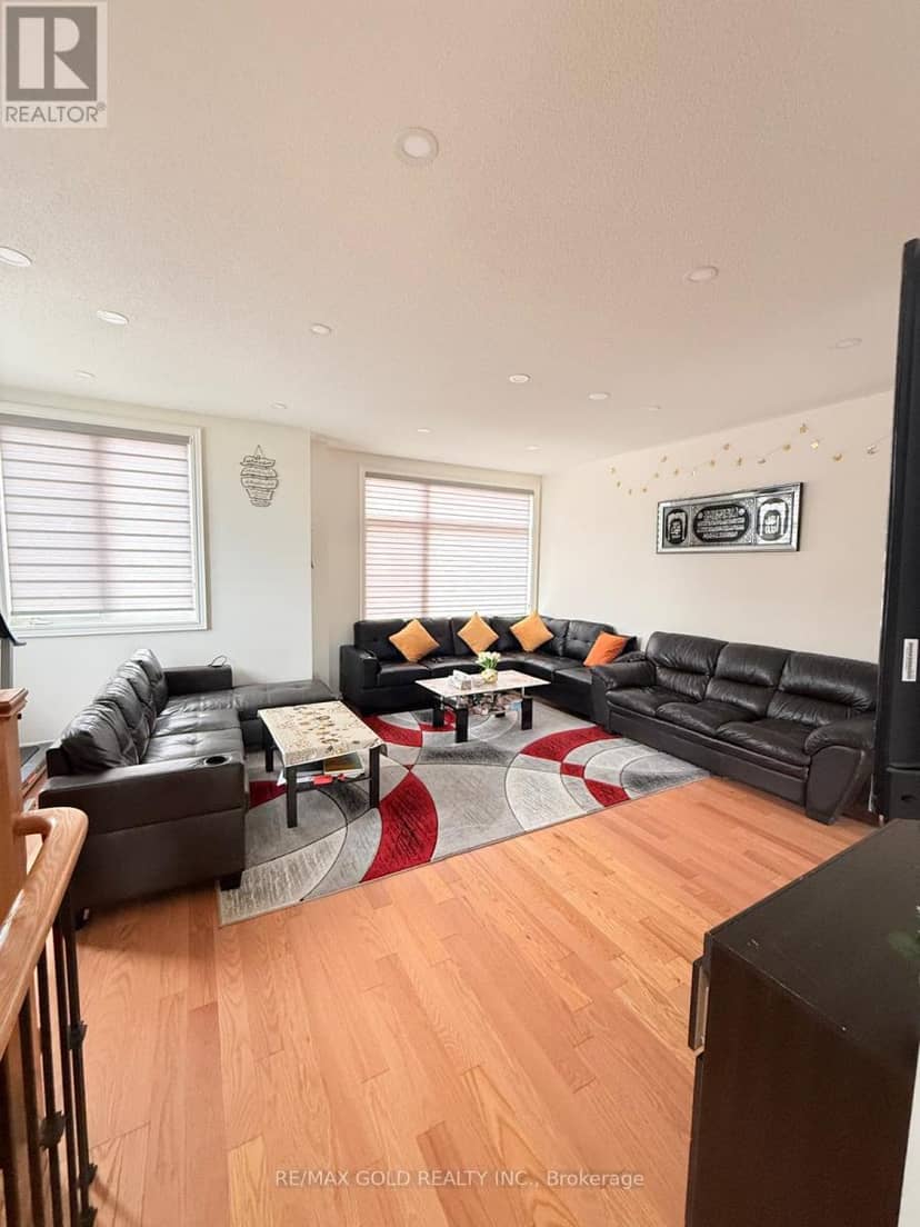43 Queenpost Drive — photo 40 of 40