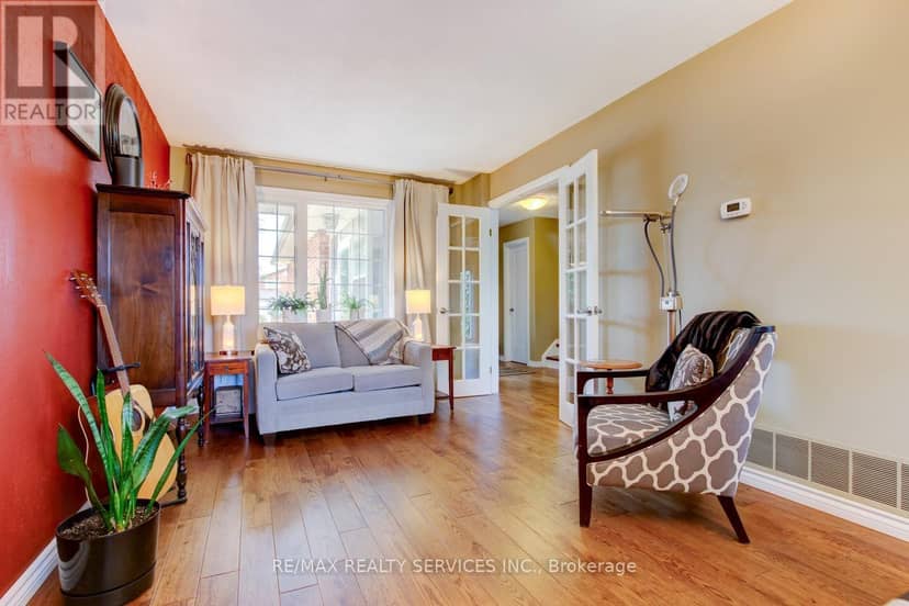 16 Cavalier Court — photo 6 of 40