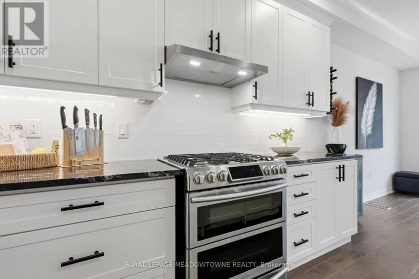 113 Taylor Avenue — photo 17 of 40