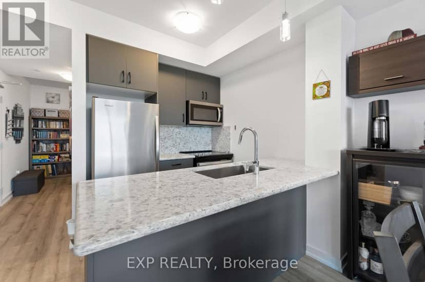 Unit # 601 - 450 Dundas Street E — photo 15 of 40