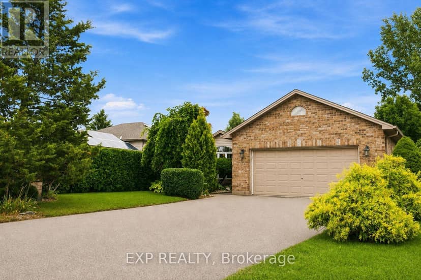 144 Stephen Moore Drive — photo 3 of 40