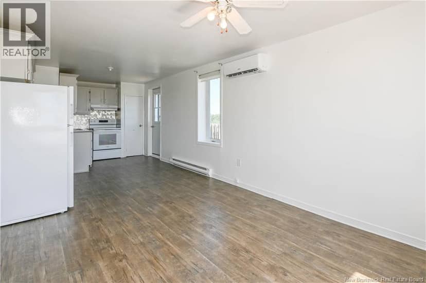 1157 De la mer Boulevard — photo 32 of 40