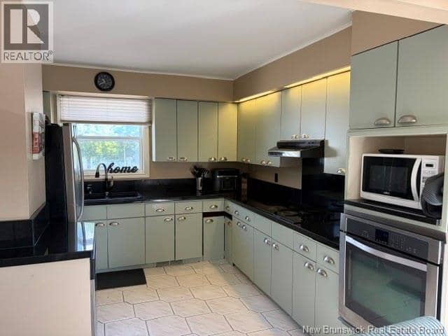 424 Golf Street — photo 7 of 25