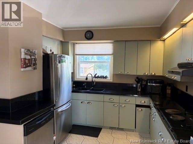 424 Golf Street — photo 8 of 25