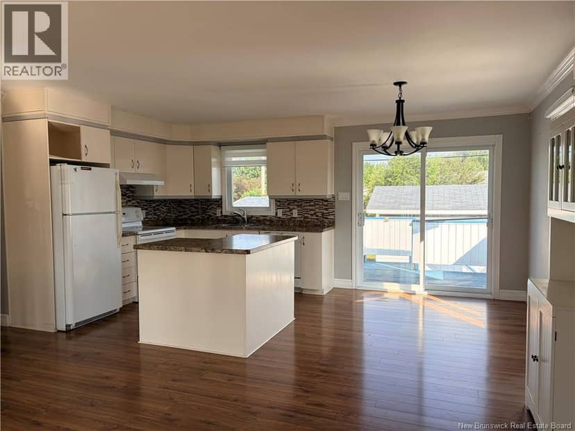 764 Rue Champlain Street — photo 14 of 38