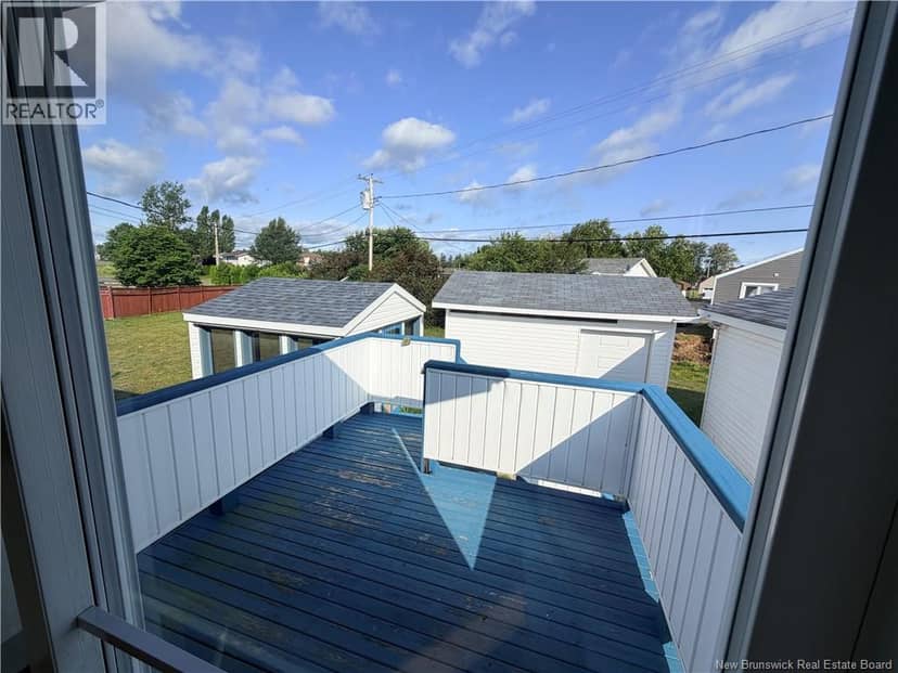 764 Rue Champlain Street — photo 8 of 38