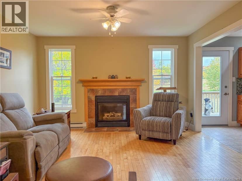 19 Shepody Crescent — photo 12 of 40