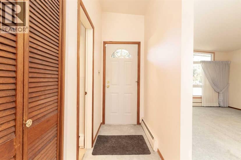 2710 6A Avenue N, Lethbridge, photo 3