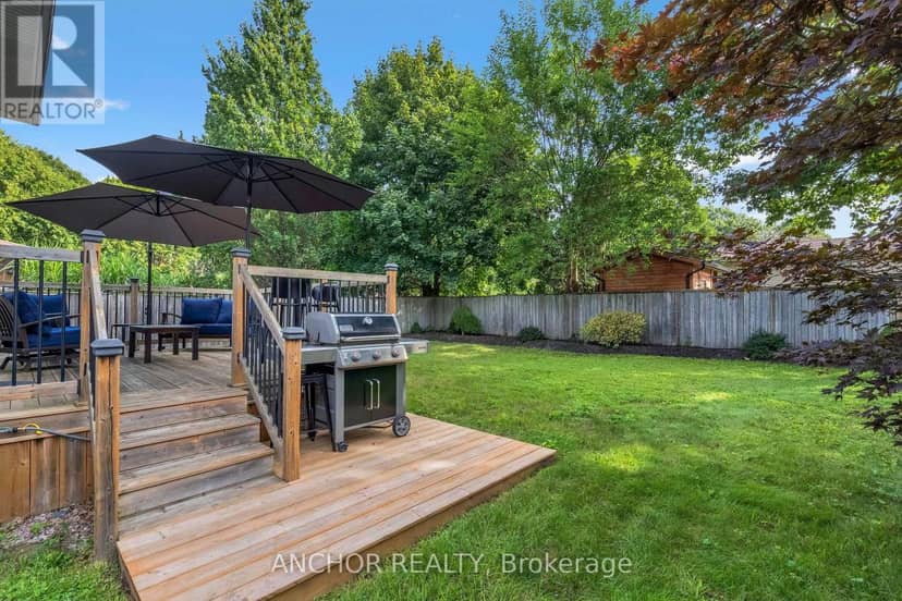 684 Griffith Street — photo 38 of 40