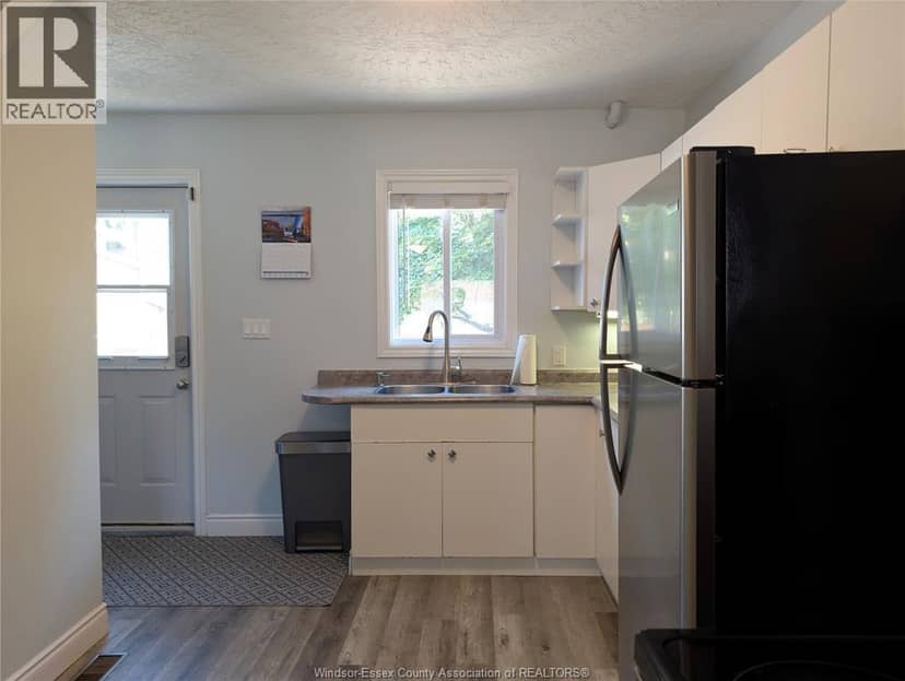 868 Elm — photo 10 of 34