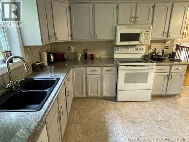 29 Milne Street, Rothesay, photo 3