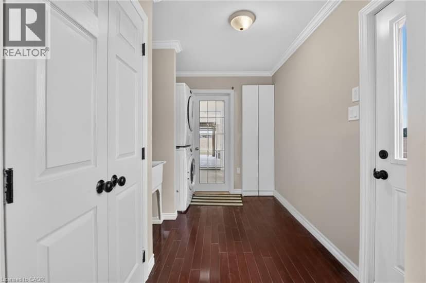 4891 VAUGHAN Road E — photo 25 of 40