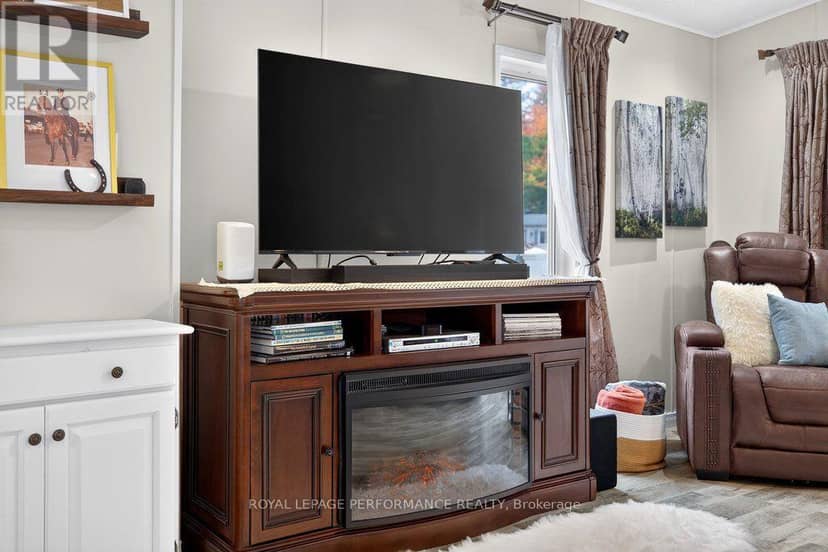 6636 Vista Patrick Private — photo 12 of 40