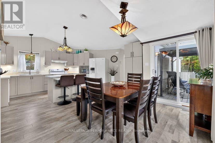 6636 Vista Patrick Private — photo 28 of 40