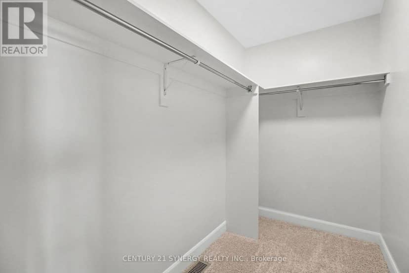 39 Helen Street — photo 18 of 25