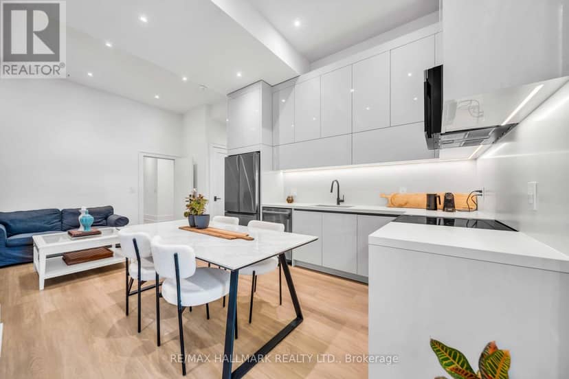 27 Collinson Boulevard — photo 31 of 40