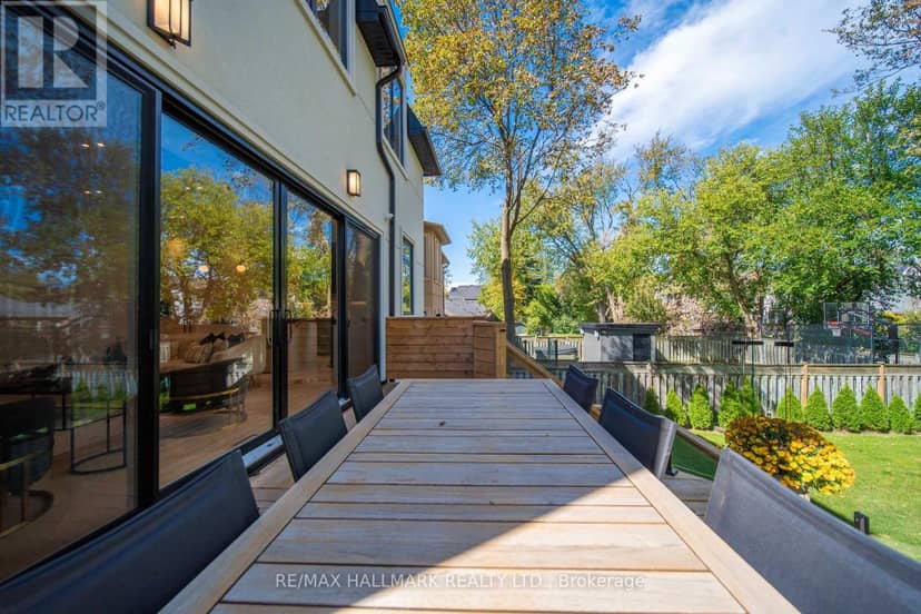 27 Collinson Boulevard — photo 37 of 40