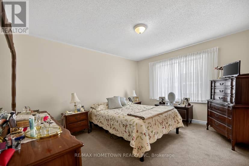 5 - 1171 Millwood Avenue — photo 18 of 25