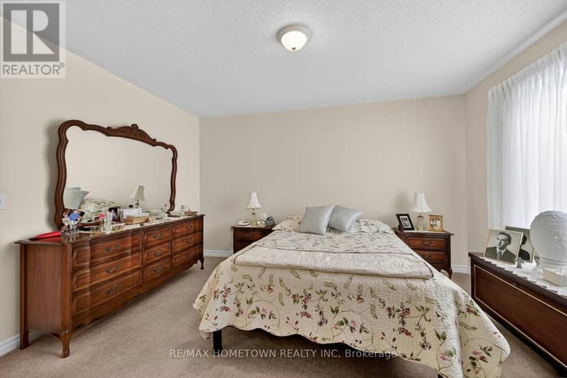 5 - 1171 Millwood Avenue — photo 21 of 25