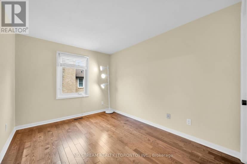 37 Wintermute Boulevard — photo 28 of 40
