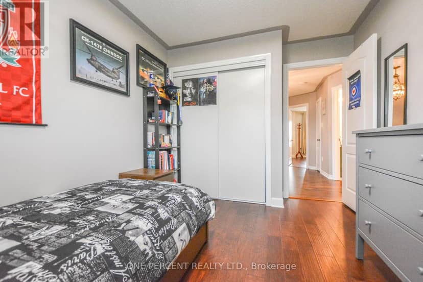90 Breeze Drive — photo 32 of 40