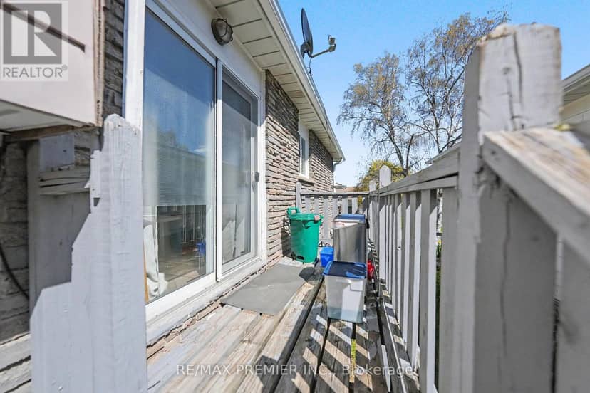 249 Britannia Avenue — photo 37 of 40