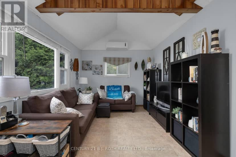 2026 Tiny Beaches Road S — photo 31 of 40