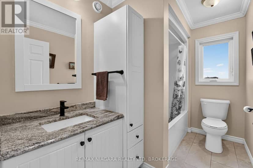 4891 Vaughan Road E — photo 28 of 40