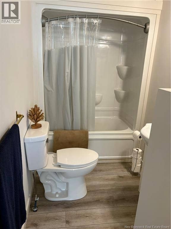 29 Railway Avenue — photo 18 of 37