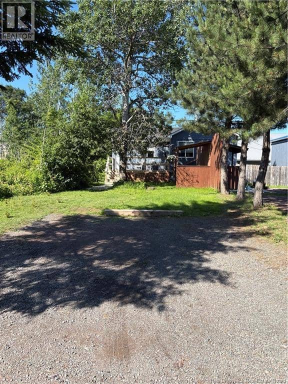 29 Railway Avenue, Pointe-Du-Chêne, photo 3