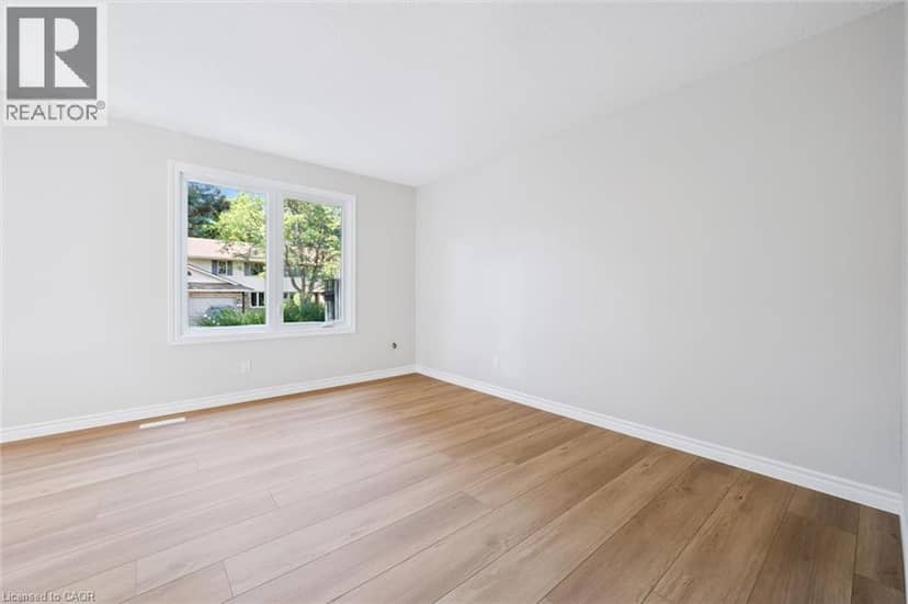 375 KINGSCOURT Drive Unit# 40 — photo 16 of 40