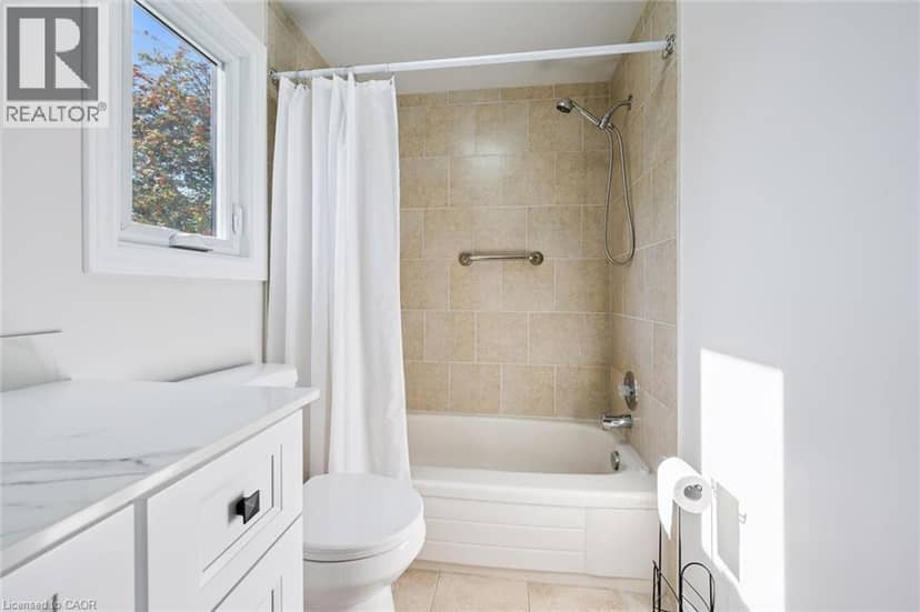 375 KINGSCOURT Drive Unit# 40 — photo 37 of 40