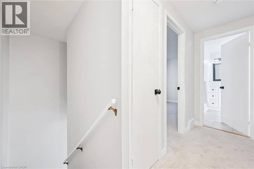 375 KINGSCOURT Drive Unit# 40 — photo 31 of 40
