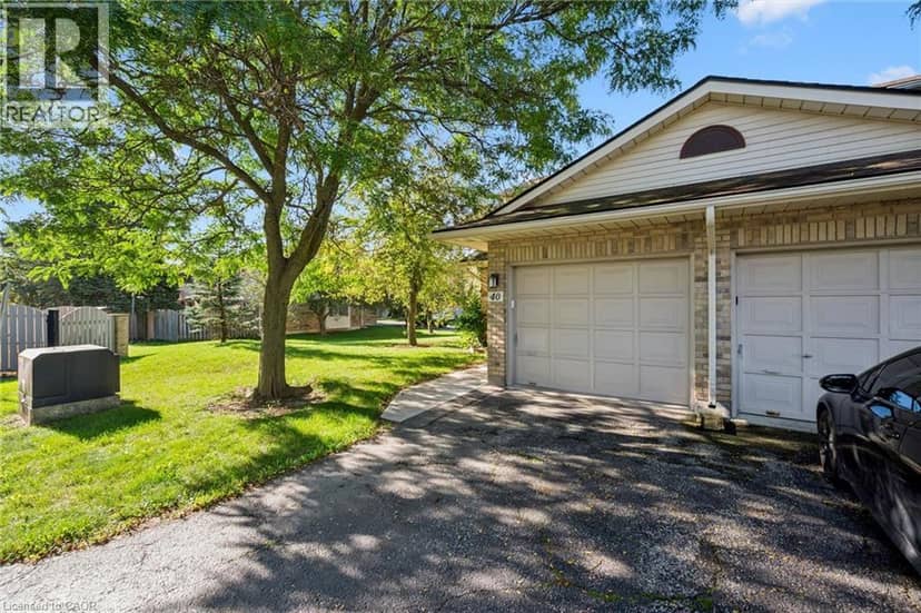 375 KINGSCOURT Drive Unit# 40, Waterloo, photo 2