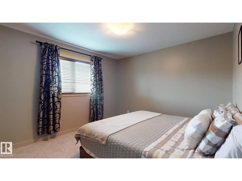 223 Hawks Ridge Bv NW — photo 36 of 40