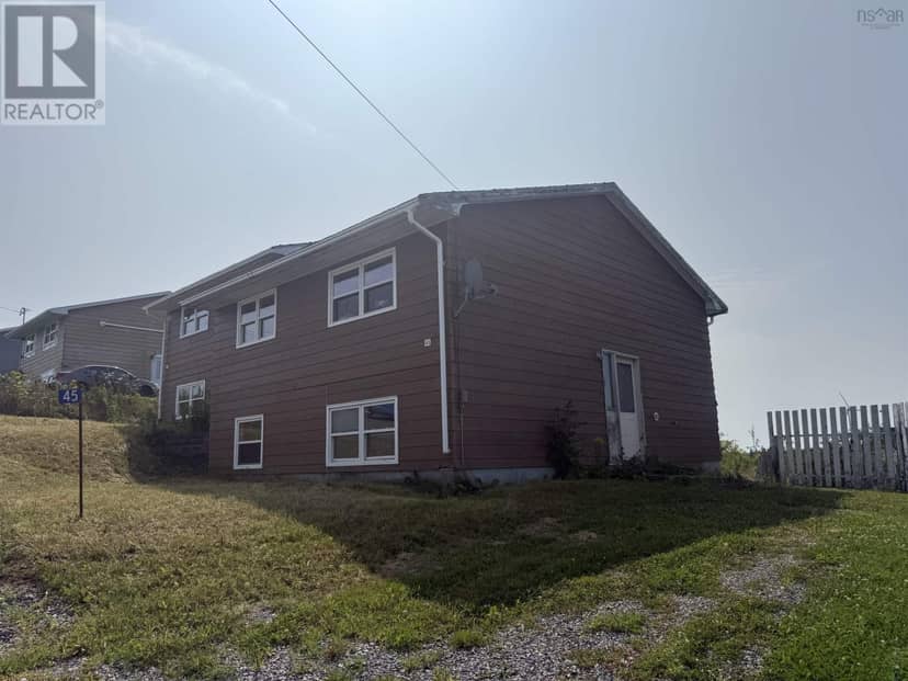 43/45 Duke Street, Canso, photo 2