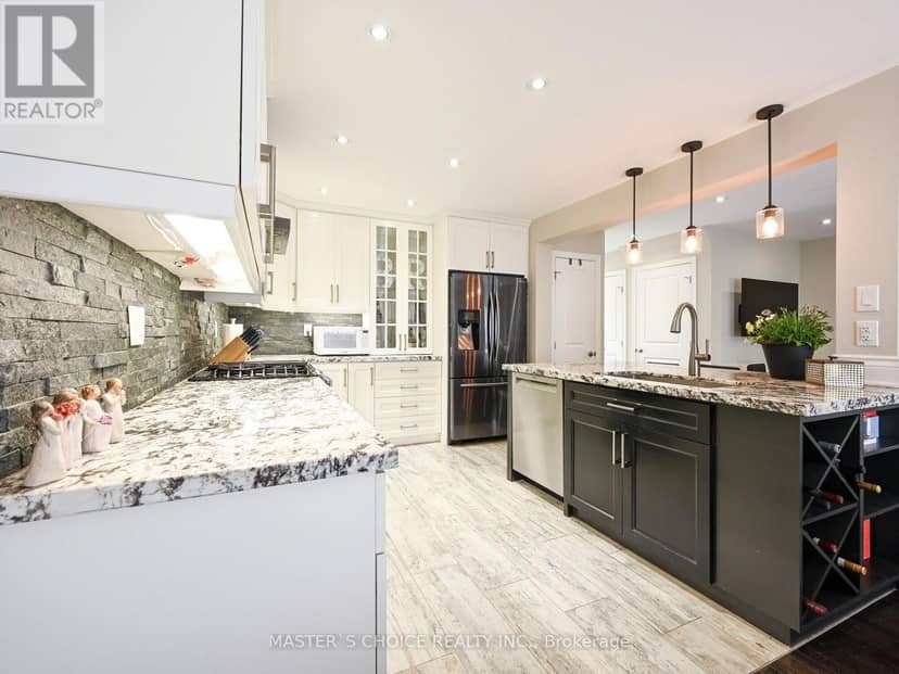 36 Sprucedale Court — photo 11 of 28