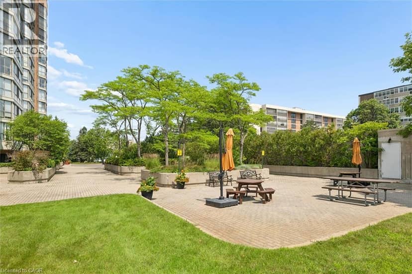 265 WESTCOURT Place Unit# PH9 — photo 11 of 40