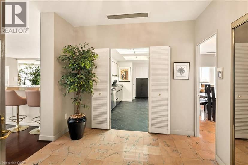 265 WESTCOURT Place Unit# PH9 — photo 14 of 40