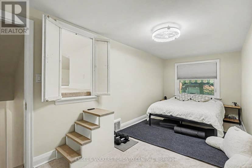 28 Inverleigh Drive — photo 13 of 26