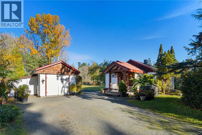 681 Turner Rd — photo 1 of 40