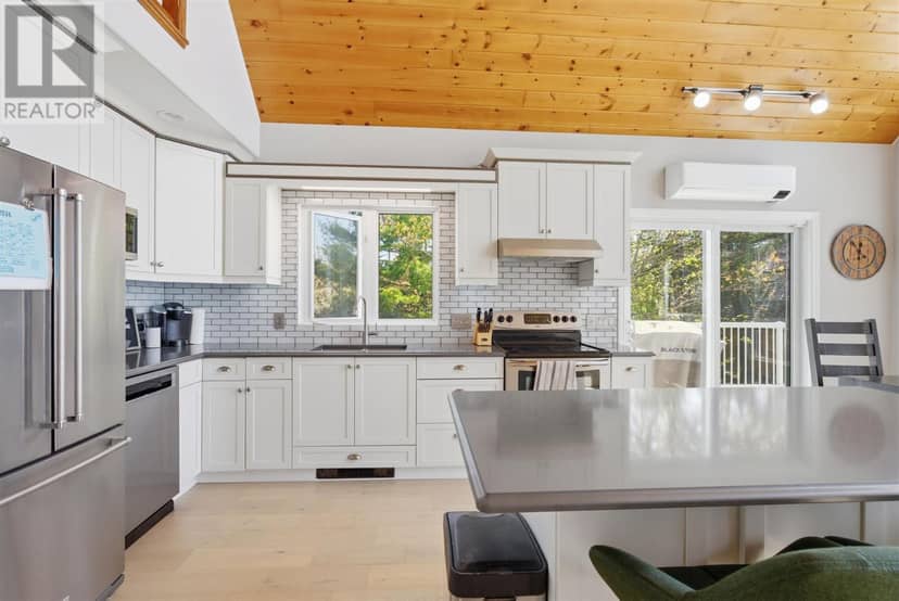 23 Kennedy RD — photo 12 of 40