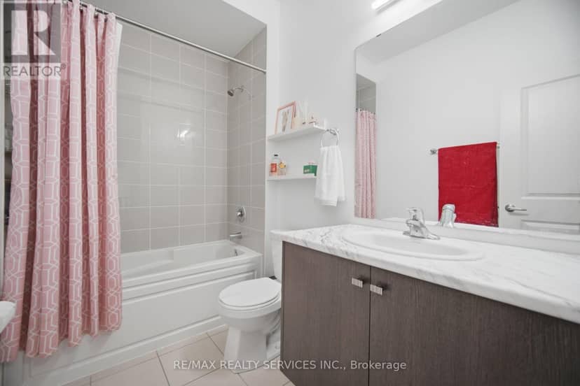 58 Pageant Avenue — photo 25 of 31