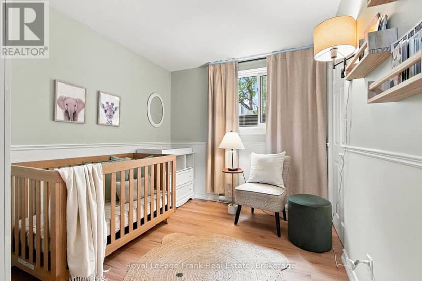 445 Bay Street — photo 20 of 30